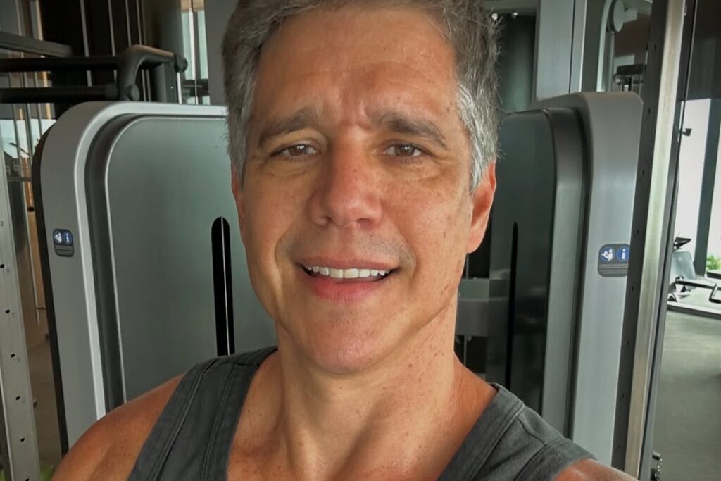 marcio-garcia-grava-video-emocionado-e-se-despede-de-cao-de-estimacao