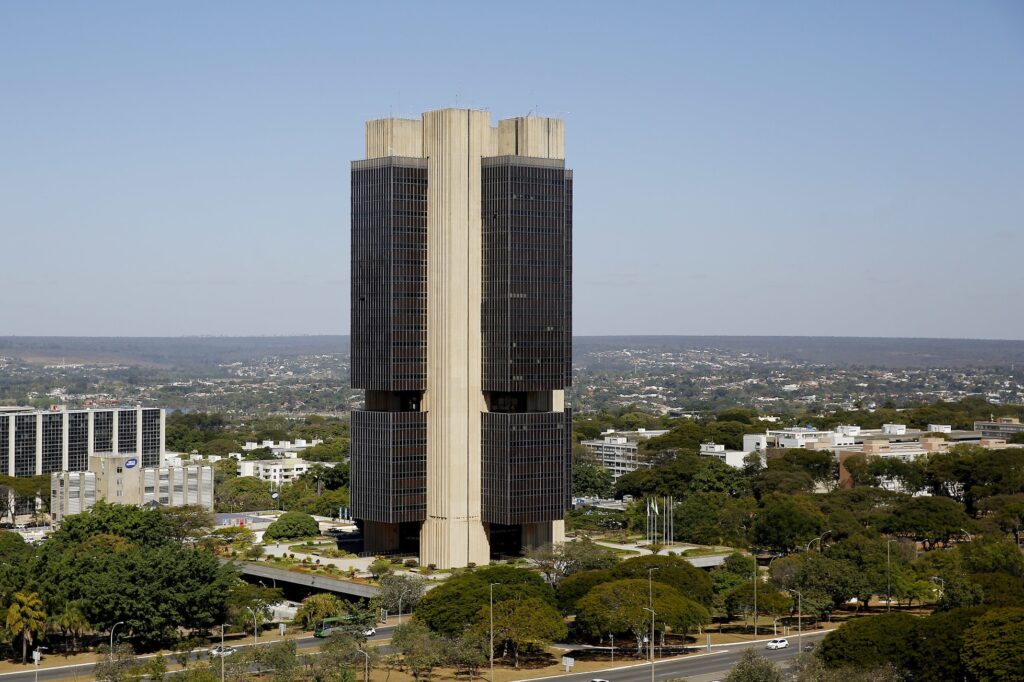 cerca-de-49-milhoes-de-brasileiros-podem-resgatar-dinheiro-esquecido