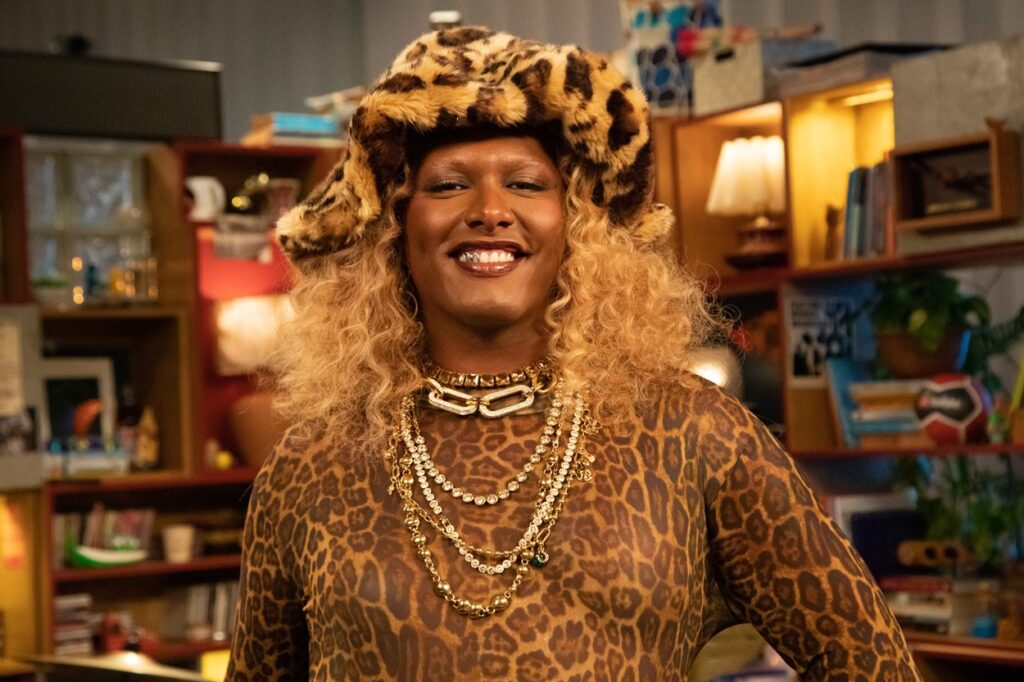 liniker-se-apresenta-no-tiny-desk-e-anuncia-show-no-estilo-brasil