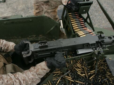 fabrica-de-sp-que-vendia-fuzis-para-o-cv-comprava-pecas-pela-internet