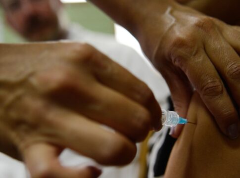 vacinacao-reduz-internacoes-por-doencas-causadas-pelo-hpv,-diz-estudo