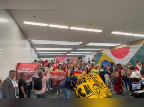“motta-sai,-glauber-fica”:-protesto-ocupa-camara-um-dia-apos-confusao