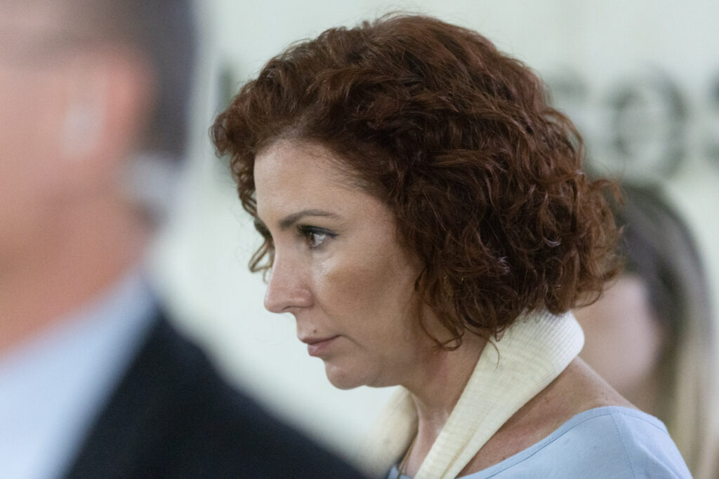 ccj-da-camara-aprova-cassacao-do-mandato-de-carla-zambelli