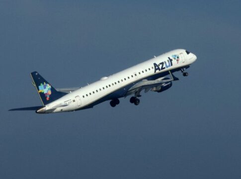 vento-forte-faz-aeronave-arremeter-em-congonhas