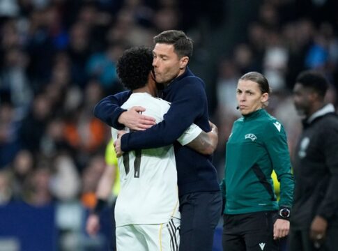 rodrygo-demonstra-apoio-a-xabi-alonso-apos-derrota-do-real-madrid