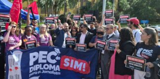 jornalistas-fazem-ato-contra-censura-e-agressoes-na-camara