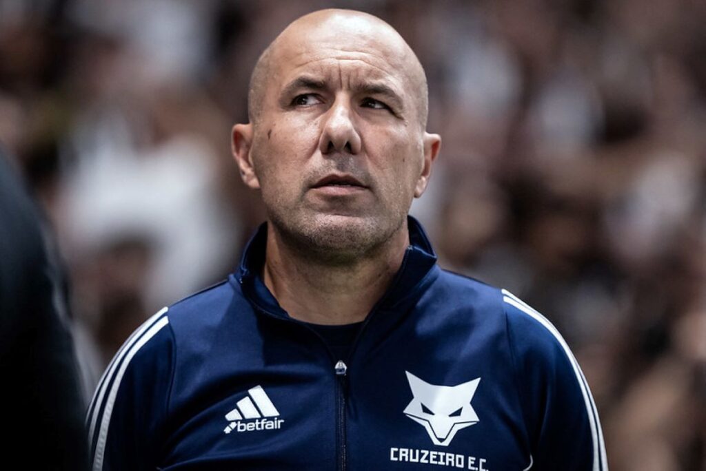 leo-jardim-mantem-confianca-apos-derrota-do-cruzeiro-na-copa-do-brasil