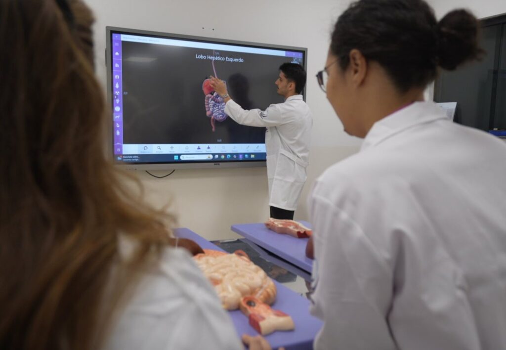 UNIP forma médicos para transformar vidas unip-forma-medicos-para-transformar-vidas