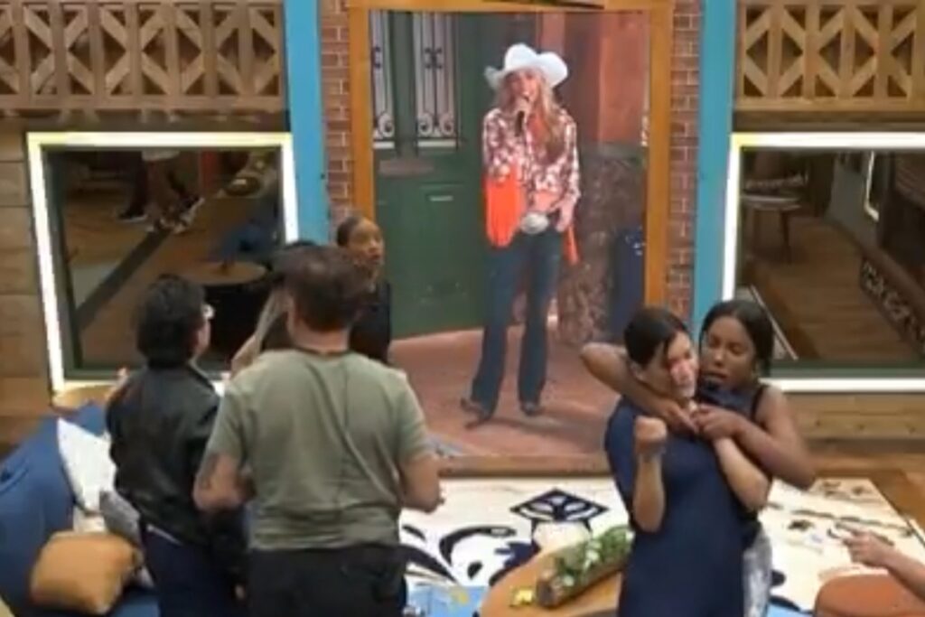 a-fazenda-17:-confira-a-briga-que-gerou-a-expulsao-de-carol-lekker