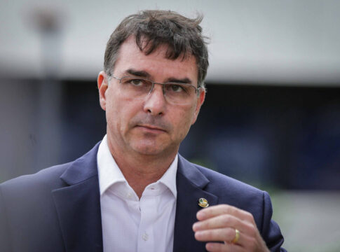 em-jantar,-centrao-pressiona-flavio-e-diz-que-tarcisio-e-melhor-nome