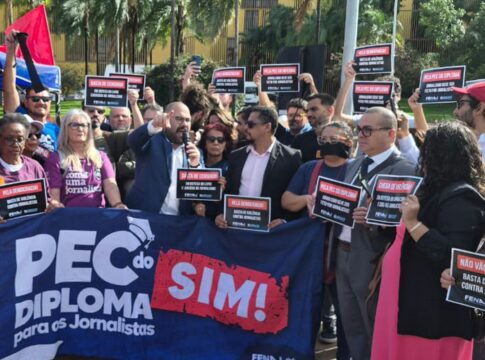 entidades-condenam,-em-audiencia-no-senado,-cerceamento-a-jornalistas