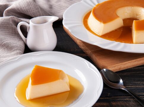 pudim-na-air-fryer-fica-lisinho-e-pronto-mais-rapido