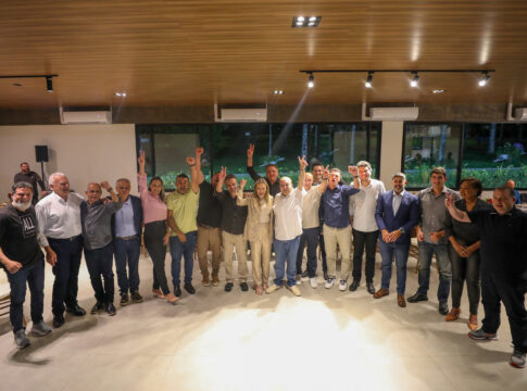 “ninguem-tem-a-base-que-temos”,-diz-ibaneis-em-jantar-com-aliados