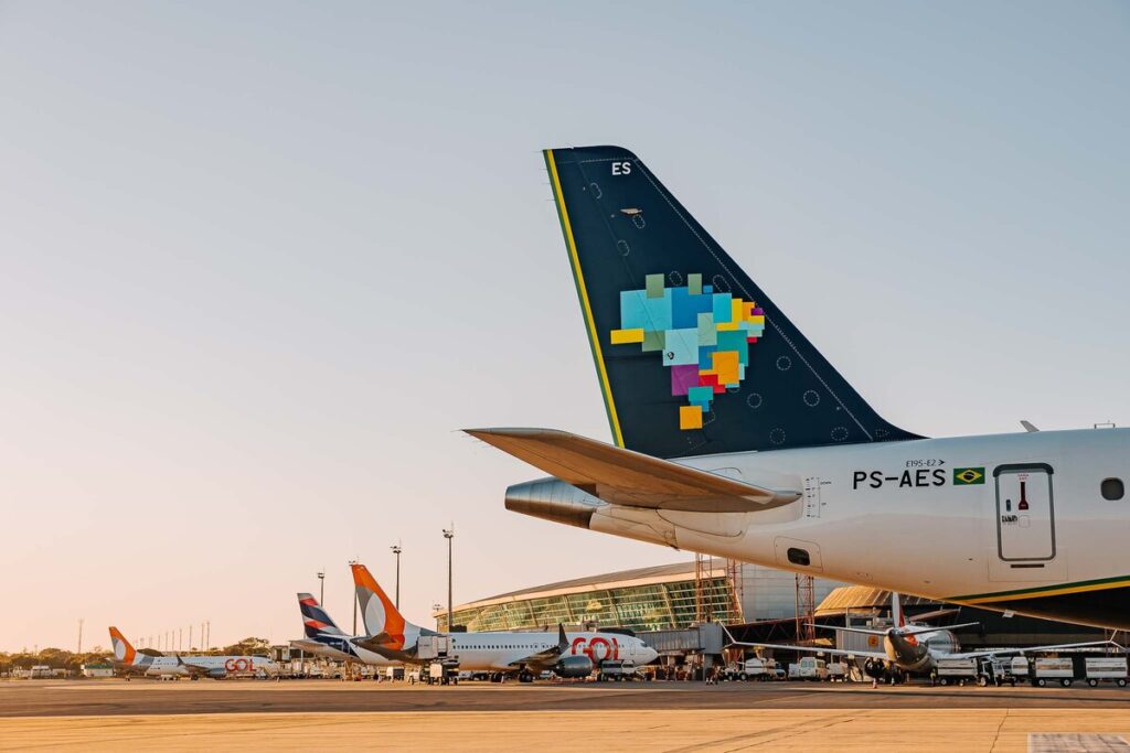 servicos-sobem-0,3%-em-outubro,-em-nono-mes-seguido-de-alta