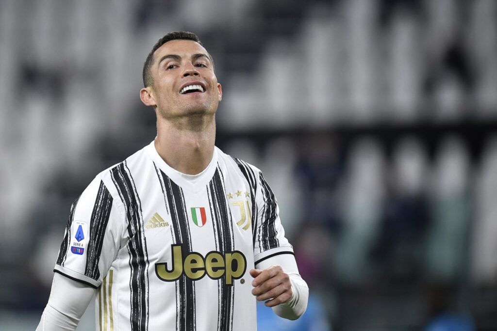 ex-juventus-compara-cristiano-ronaldo-a-messi:-“sigam-o-exemplo-dele”