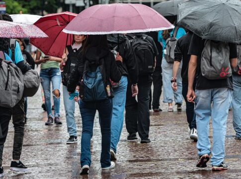 meteorologia-faz-alerta-de-grande-perigo-de-tempestade-em-tres-estados