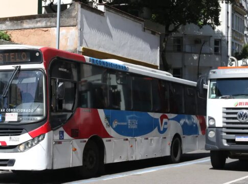 setor-de-servicos-cresce-0,3%-em-outubro,-nono-mes-seguido-de-alta