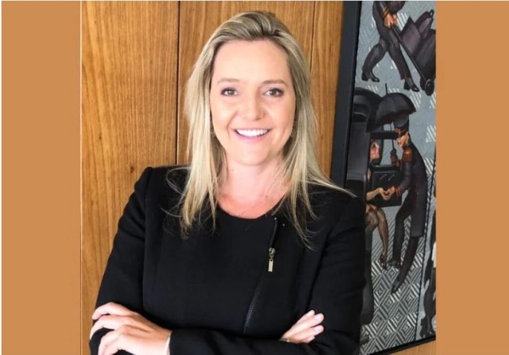 ex-assessora-de-lira-e-alvo-da-pf-no-dia-de-seu-aniversario