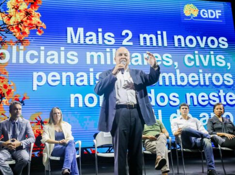ibaneis-assina-nova-reducao-de-intersticio-para-bombeiros-e-pms