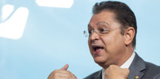 lider-do-pl-sobre-zambelli:-“stf-volta-a-rasgar-a-constituicao”