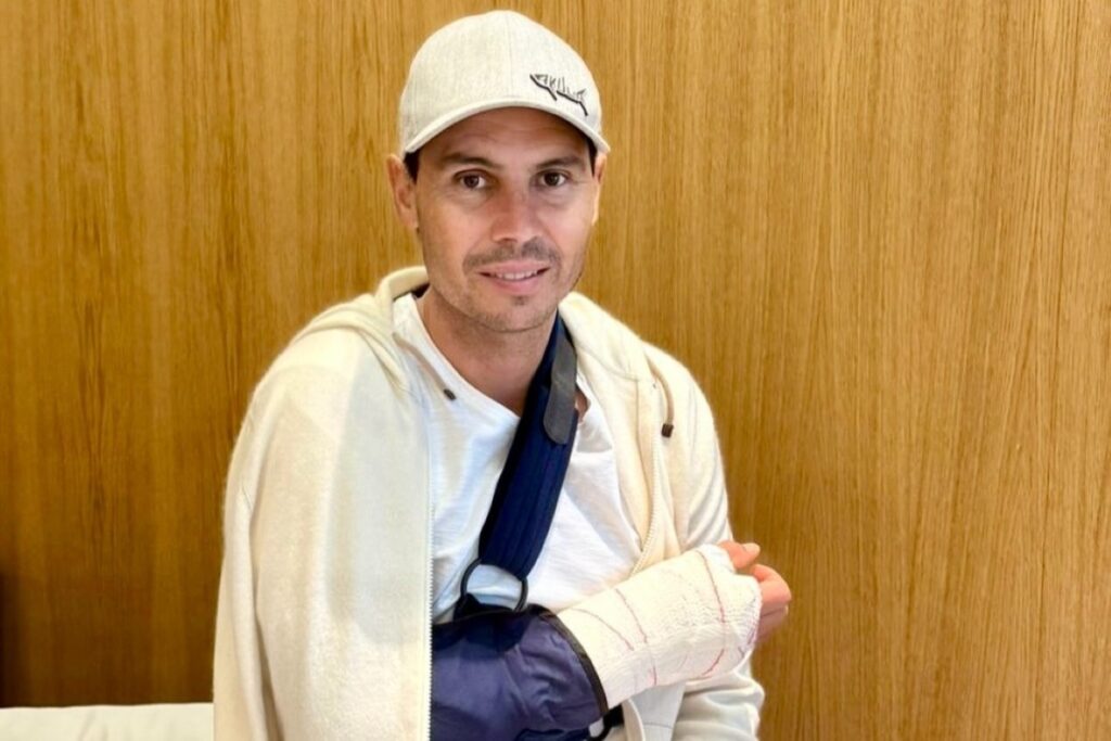 nadal-passa-por-cirurgia-para-tratar-lesao-e-brinca-com-o-procedimento