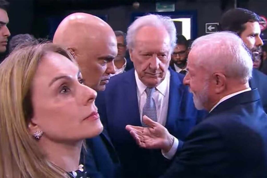 lula-e-moraes-cochicham-em-dia-de-suspensao-da-magnitsky