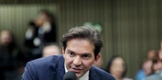 uniao-recua-e-decide-apoiar-reeleicao-de-teixeira-na-camara-de-sp