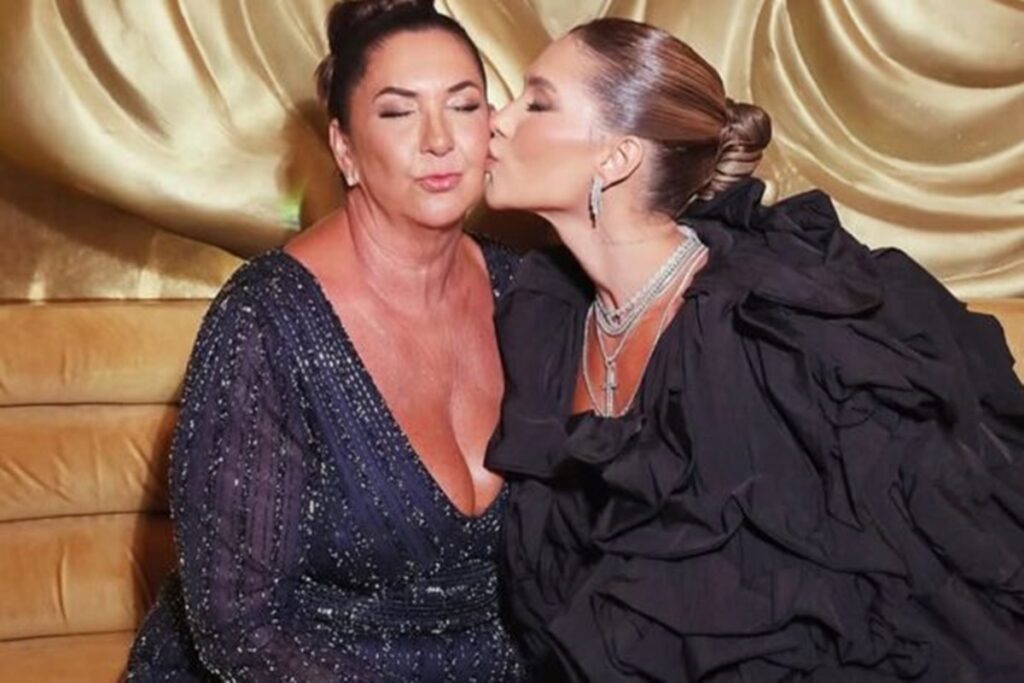 virginia-se-declara-para-a-mae-em-homenagem-de-aniversario;-leia