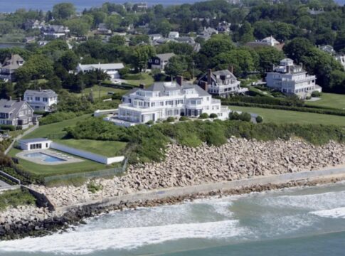 cantora-completa-36-anos-com-patrimonio-bilionario-e-mansao-de-luxo