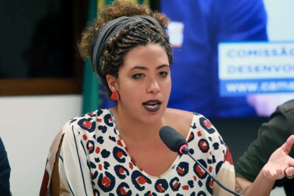 lider-do-psol-tem-escolta-suspensa-e-acusa-motta-de-retaliacao