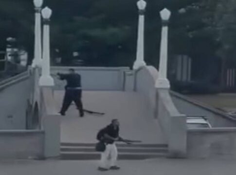 video-mostra-terroristas-atirando-contra-pessoas-em-festa-na-australia