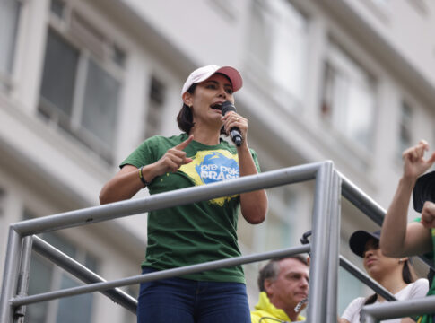 michelle-bolsonaro-se-manifesta-sobre-ataque-com-mortos-na-australia