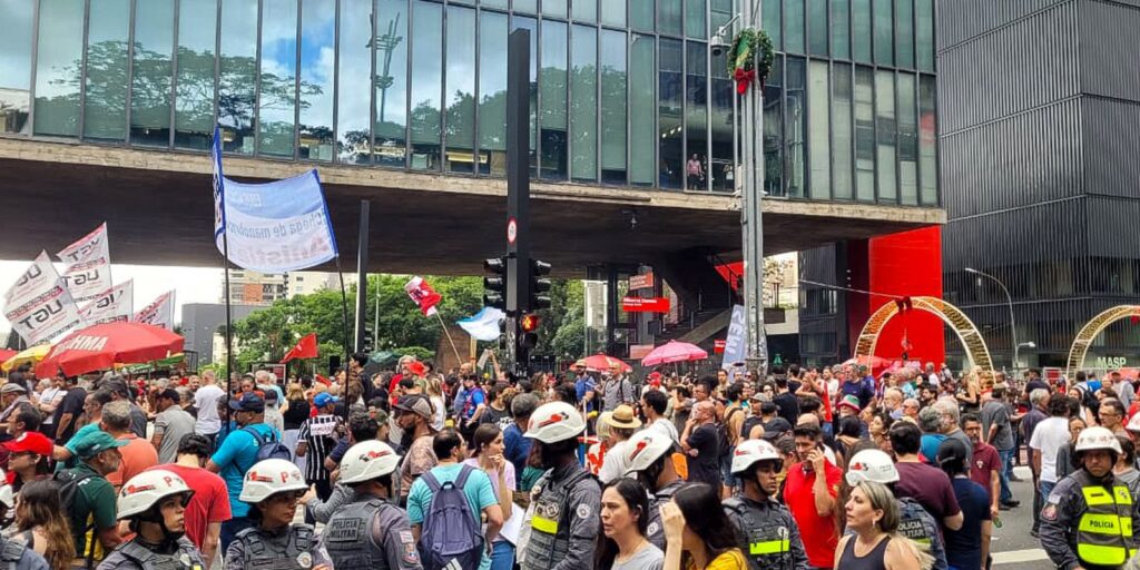 em-varias-capitais,-manifestantes-vao-as-ruas-contra-pl-da-dosimetria