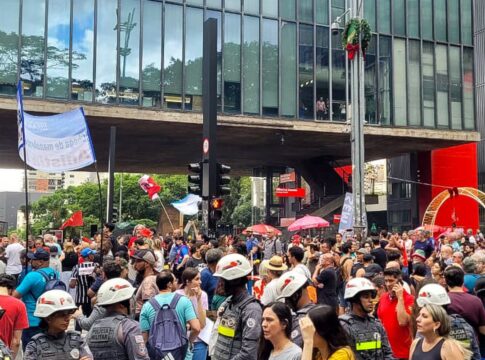 em-varias-capitais,-manifestantes-vao-as-ruas-contra-pl-da-dosimetria