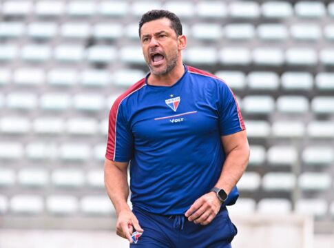 em-brasilia,-ex-atacante-fred-conquista-primeiro-titulo-como-treinador