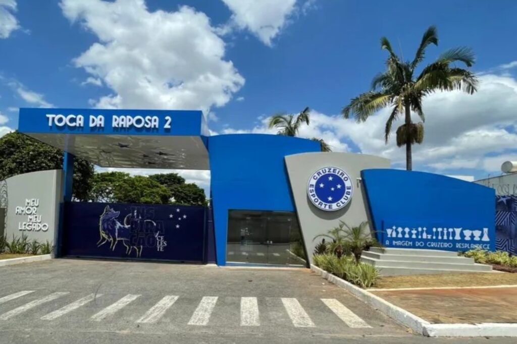 homem-e-detido-por-atirar-contra-vizinhos-apos-eliminacao-do-cruzeiro