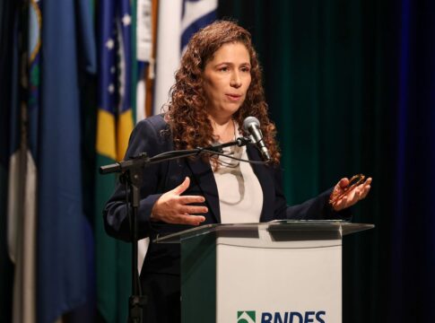 “estatais-nao-sao-peso,-sao-patrimonio”,-defende-ministra-da-gestao
