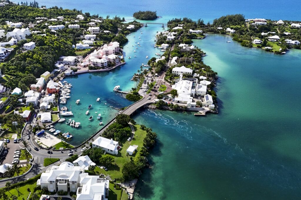 bermudas:-estudo-sugere-que-“boia-geologica”-sustenta-a-ilha-britanica