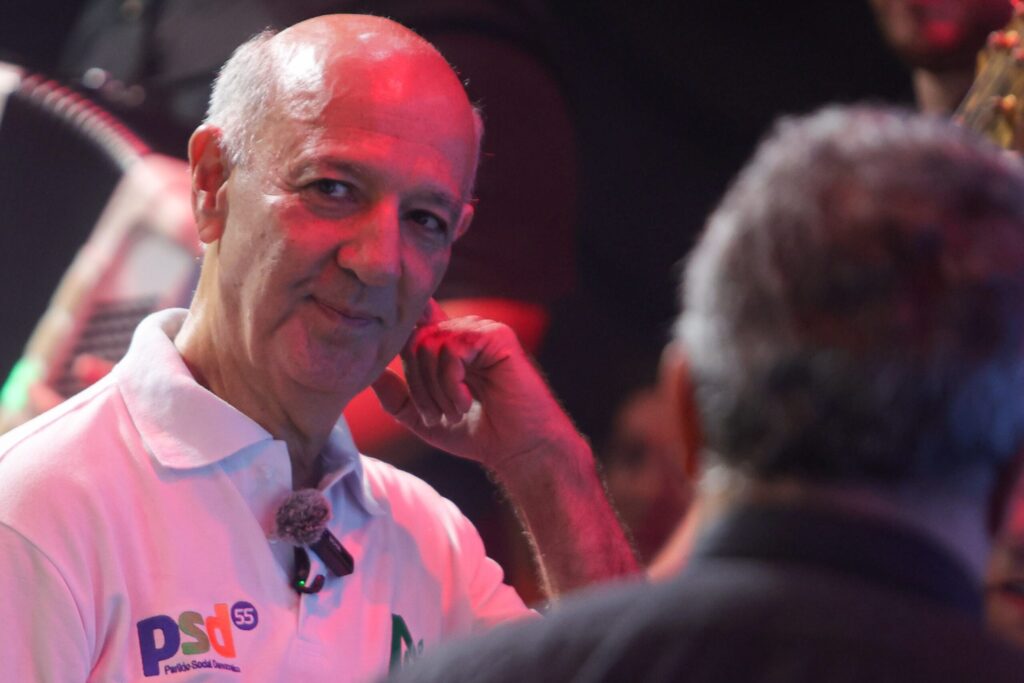 condenado-a-inelegibilidade,-arruda-filia-se-ao-psd-em-clima-de-campanha