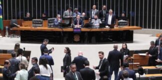 camara-aprova-projeto-que-exclui-gastos-de-saude-e-educacao-do-arcabouco