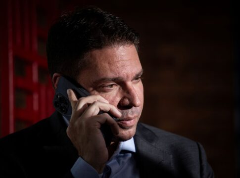 flagrado-em-miami,-ramagem-muda-de-cidade-nos-eua