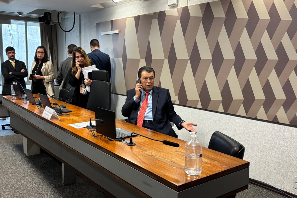 mdb-do-senado-fecha-questao-contra-o-pl-da-dosimetria