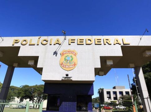 pf-consulta-moraes-sobre-encomendas-enviadas-a-bolsonaro