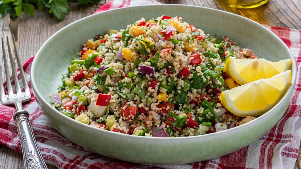 tabule-refrescante-e-facil-de-preparar-em-casa;-veja-como-fazer