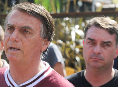 bolsonaro-pediu-camisa-do-flamengo-a-flavio-para-jogo-contra-o-psg