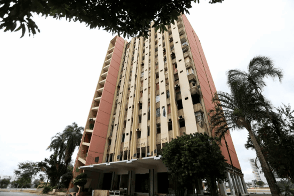 por-que-o-exercito-pediu-para-suspender-implosao-de-hotel-em-brasilia