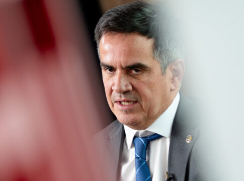 ao-mercado,-ciro-nogueira-enterra-candidatura-de-tarcisio-ao-planalto