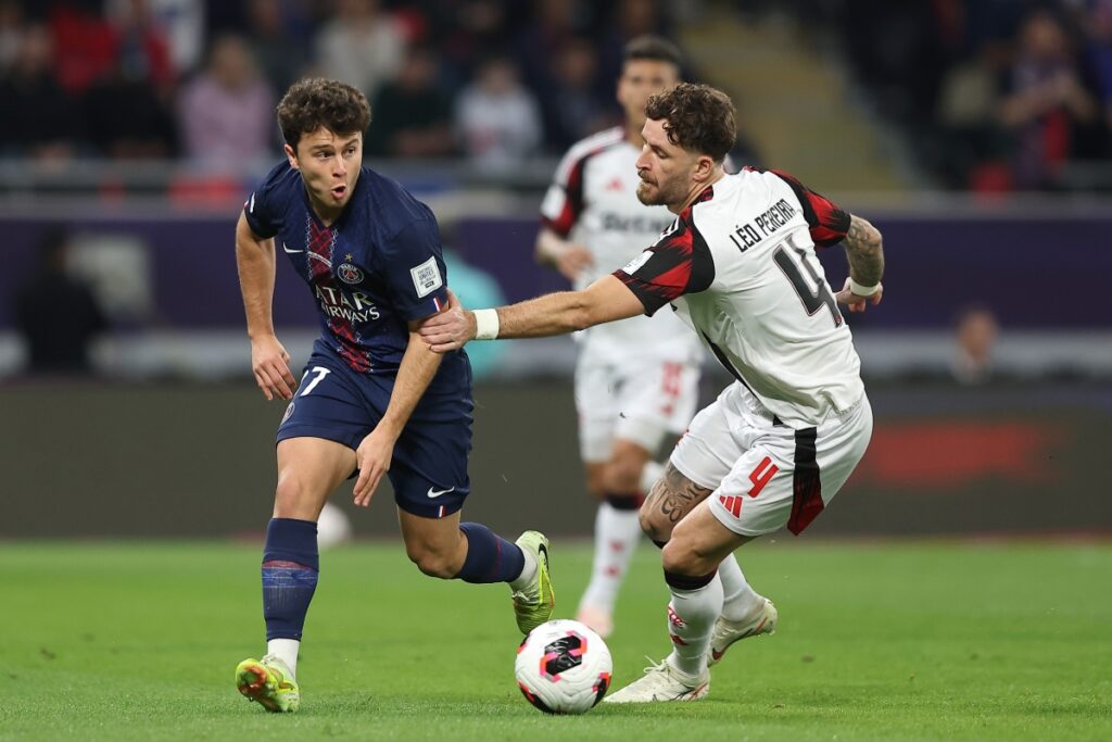 psg-tem-gol-anulado-apos-falha-da-zaga-do-flamengo;-acompanhe
