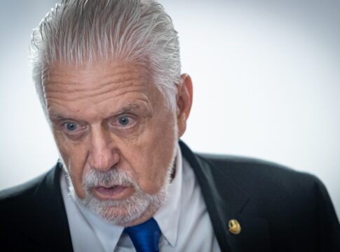 lider-do-governo-admite-acordo-para-votar-dosimetria-nesta-quarta