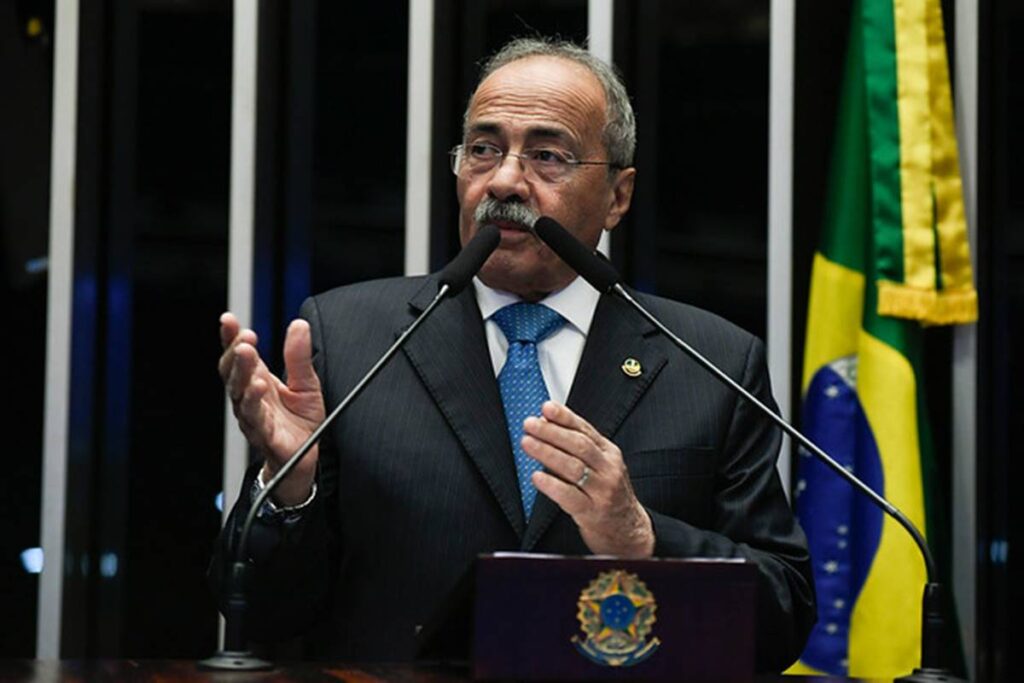 senador-cobra-do-governo-investigacao-sobre-a-crise-da-hapvida